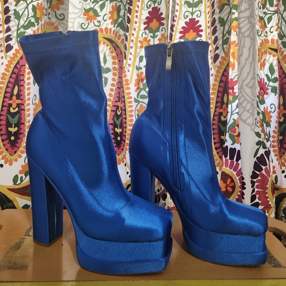 Azalea Wang Electric Blue platform bootie Mamma Mia